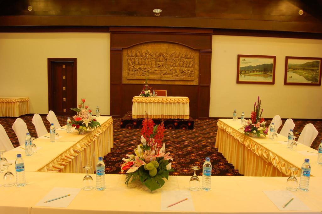 Gassan Legacy Golf Club Hotel Lamphun Bagian luar foto