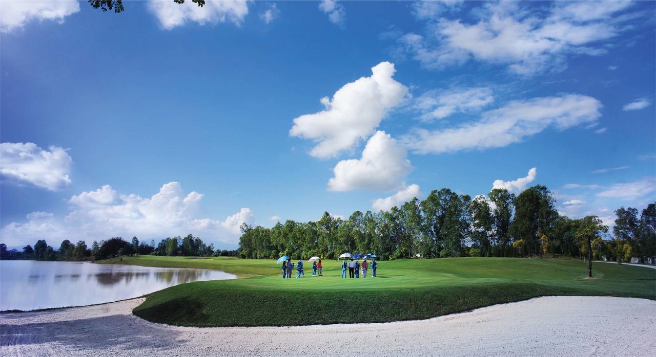 Gassan Legacy Golf Club Hotel Lamphun Bagian luar foto