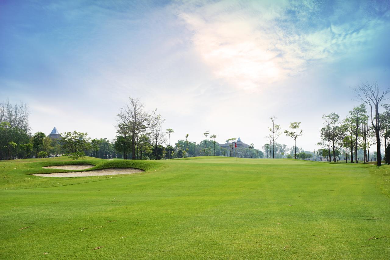 Gassan Legacy Golf Club Hotel Lamphun Bagian luar foto