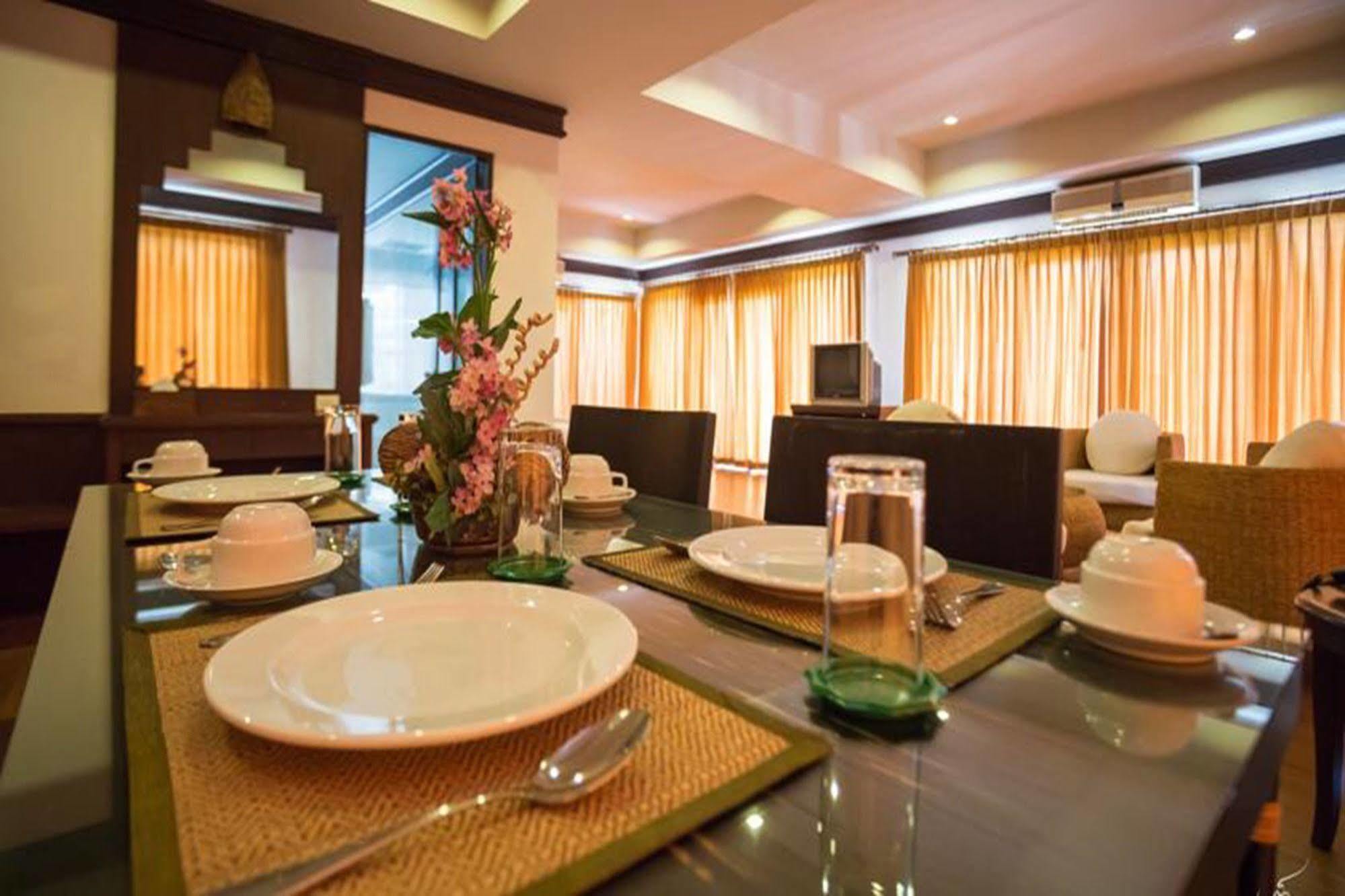 Gassan Legacy Golf Club Hotel Lamphun Bagian luar foto