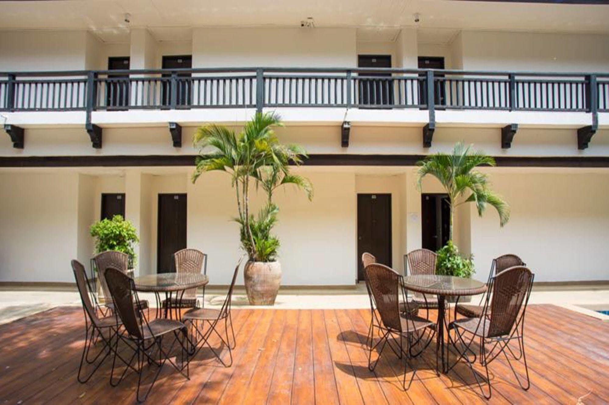 Gassan Legacy Golf Club Hotel Lamphun Bagian luar foto